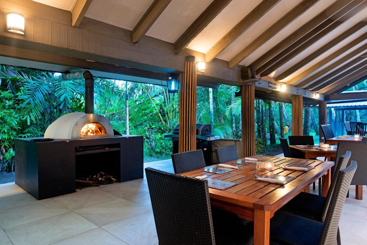 Ultiqa Fiji Palms Beach Resort Pacific Harbour Exteriör bild